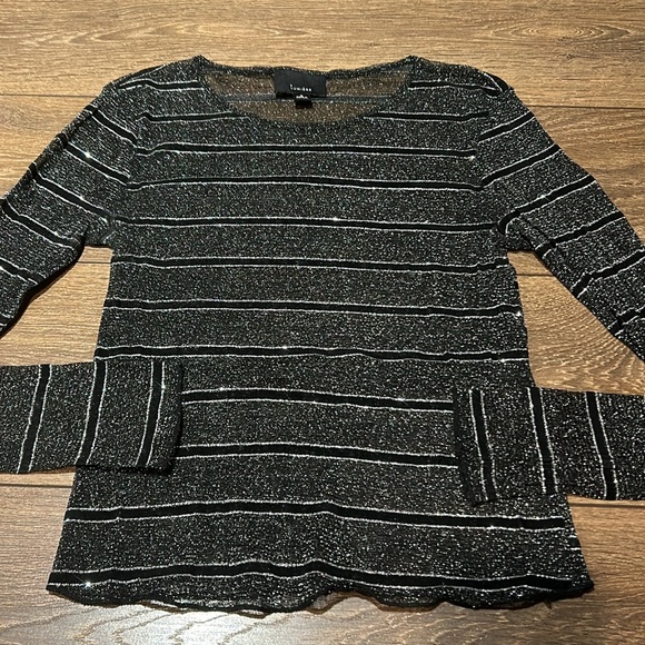 LUMIERE Women's Long Sleeve Sparkly Top in Black/Silver│Size Small - Picture 5 of 14